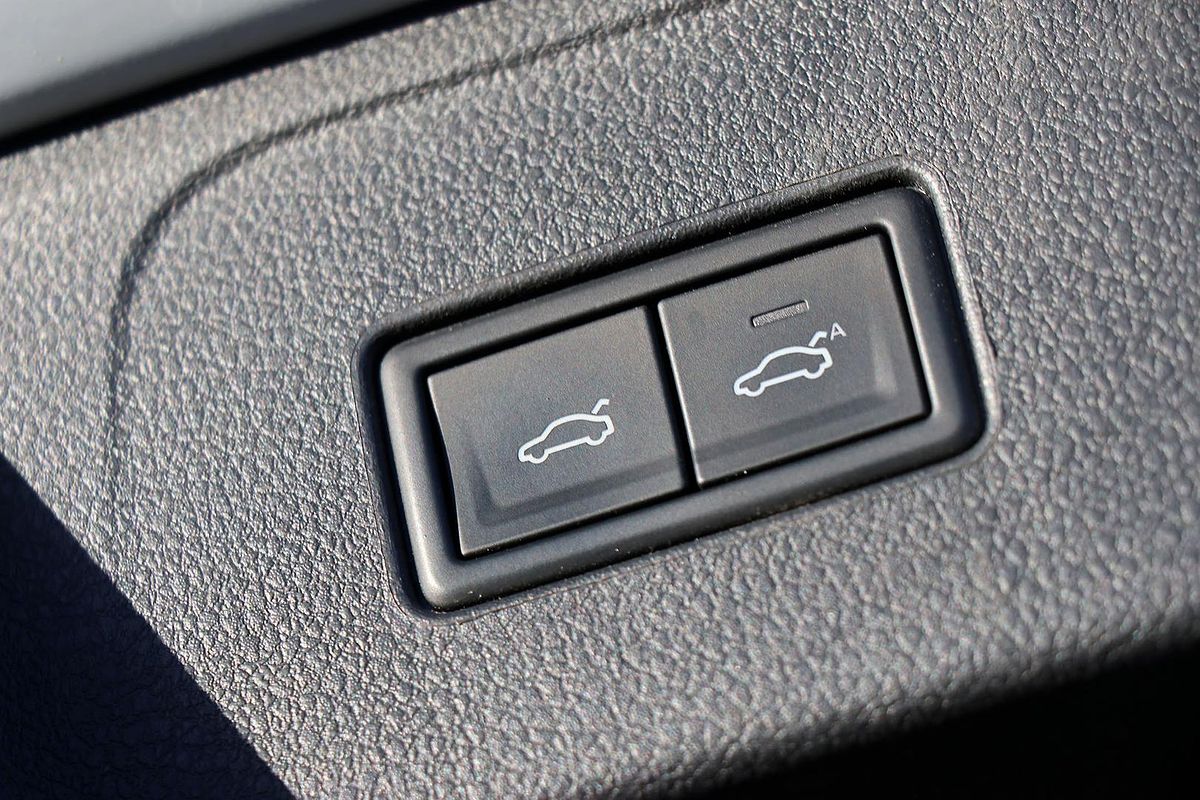 2022 Volkswagen Passat Alltrack 162TSI Premium B8