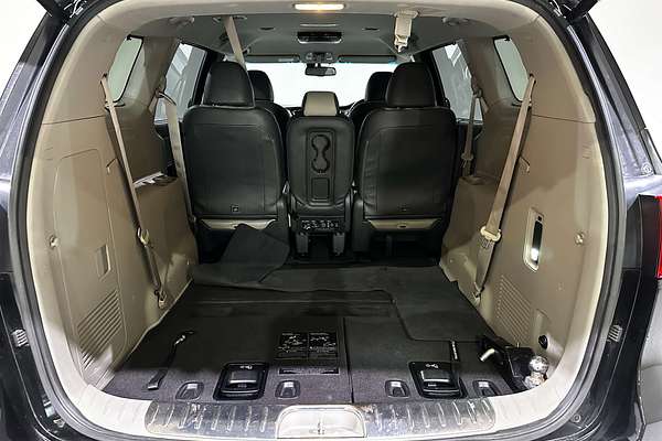2016 Kia Carnival Platinum YP