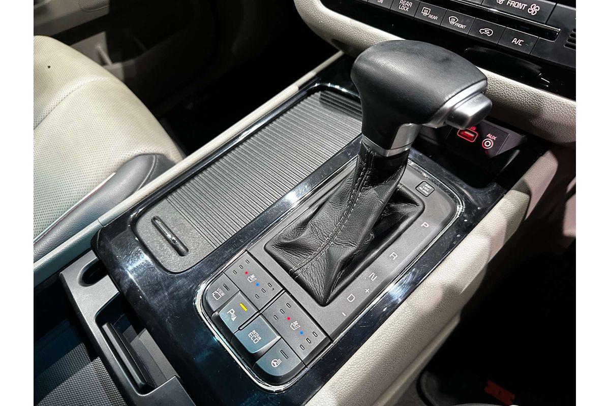 2016 Kia Carnival Platinum YP