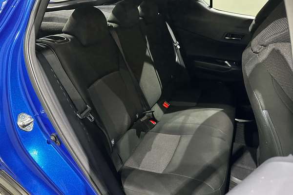 2018 Toyota C-HR  NGX50R