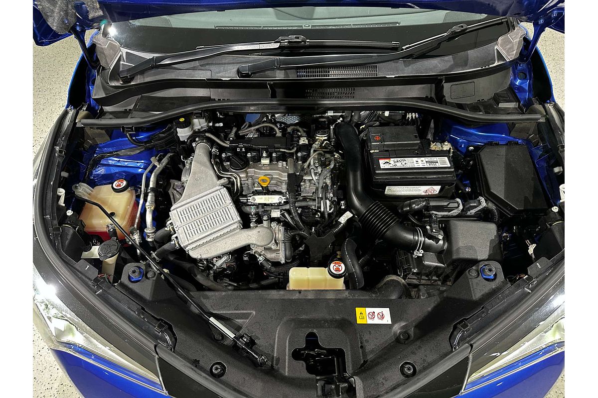 2018 Toyota C-HR  NGX50R