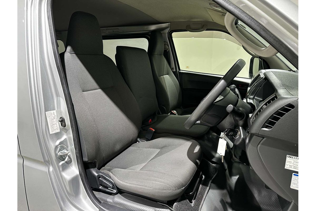 2021 Toyota Hiace GDH201V