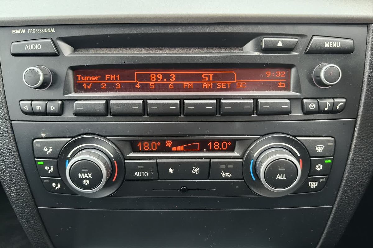 2011 BMW 1 Series 118d E87