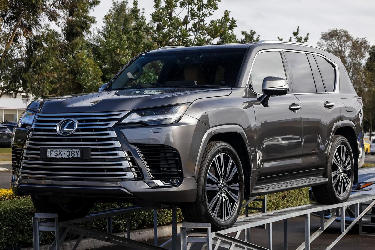 2024 Lexus LX LX600 Sports Luxury VJA310R
