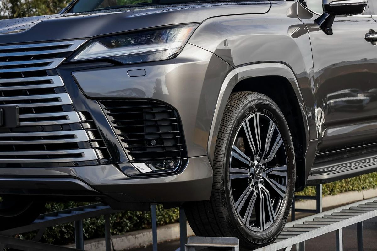 2024 Lexus LX LX600 Sports Luxury VJA310R