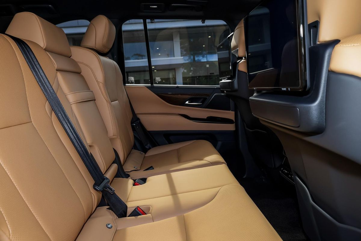 2024 Lexus LX LX600 Sports Luxury VJA310R