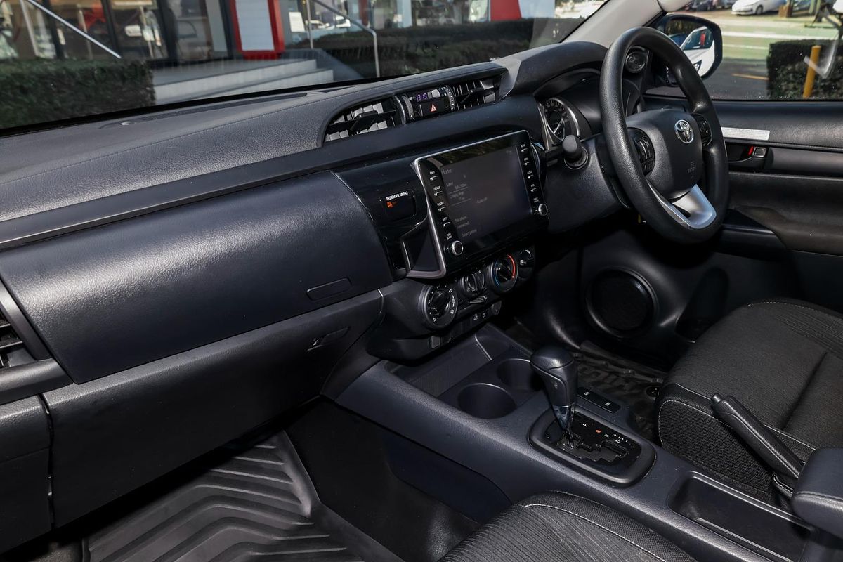 2023 Toyota Hilux SR GUN126R 4X4