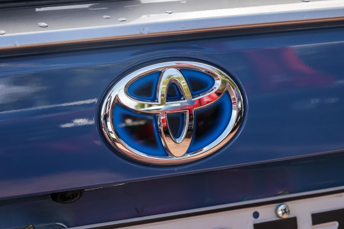 2024 Toyota RAV4 Cruiser AXAH54R