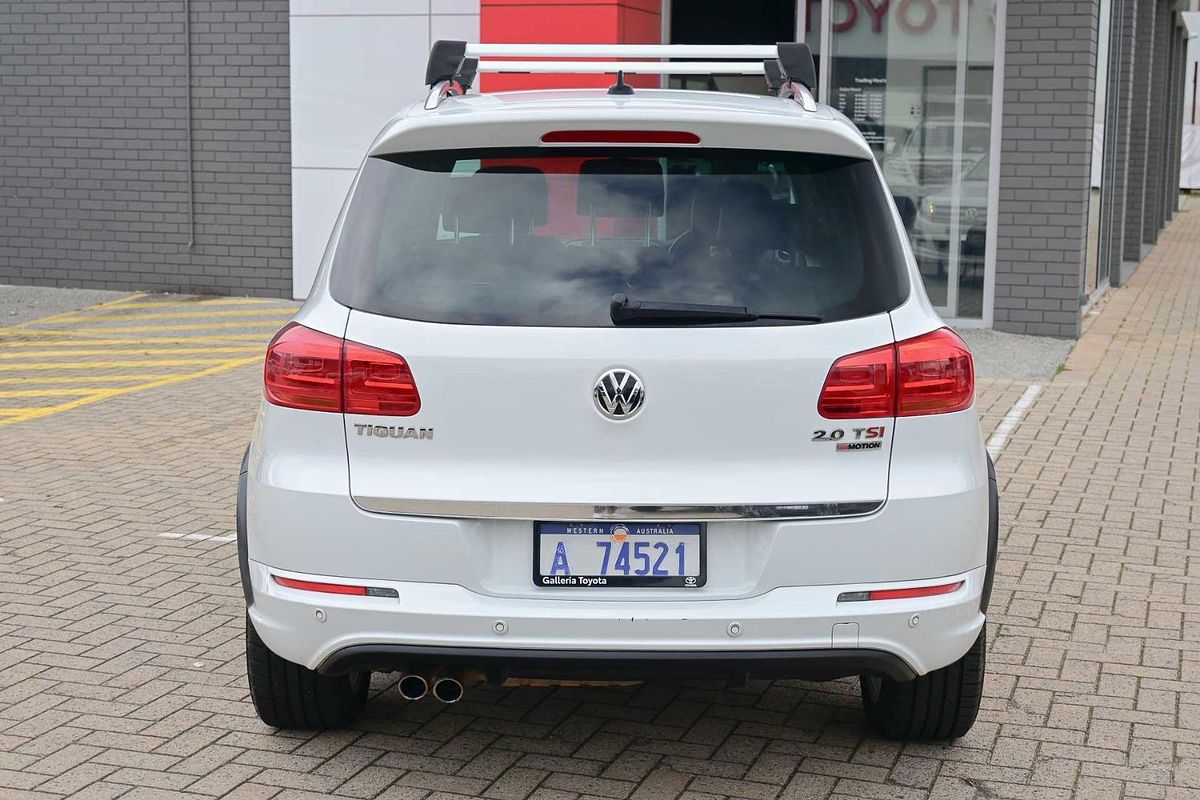 2016 Volkswagen Tiguan 155TSI R-Line 5N
