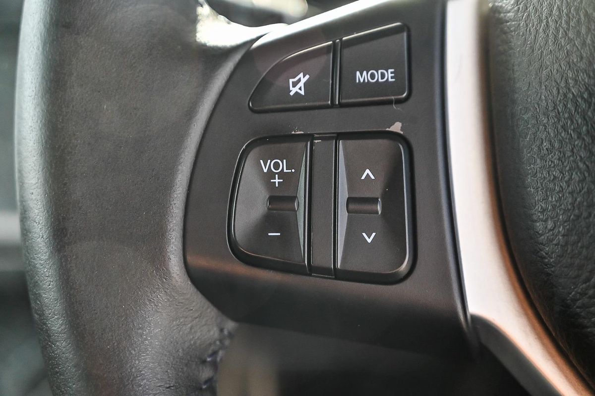 2014 Suzuki Swift GL Navigator FZ
