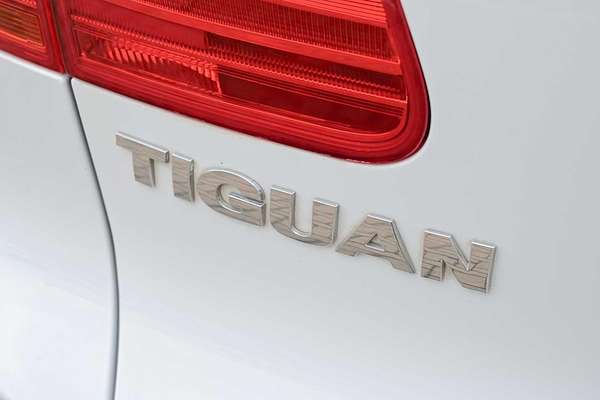 2016 Volkswagen Tiguan 155TSI R-Line 5N