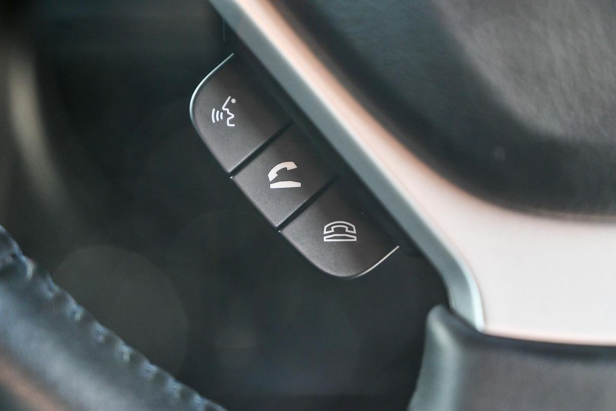 2014 Suzuki Swift GL Navigator FZ