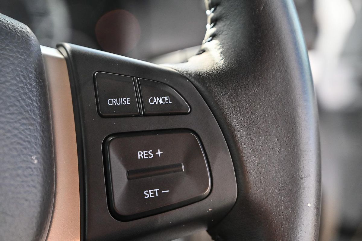 2014 Suzuki Swift GL Navigator FZ