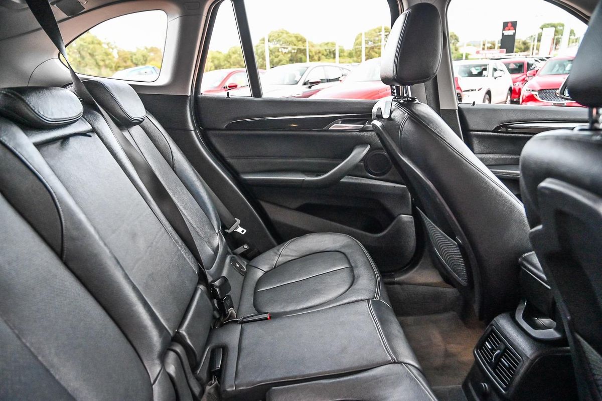 2016 BMW X1 sDrive20i F48