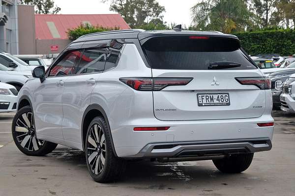 2025 Mitsubishi Outlander Exceed Tourer ZM