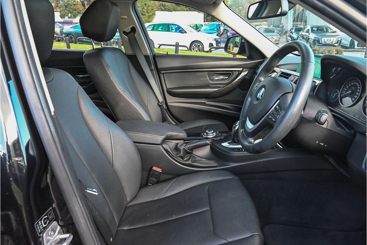 2014 BMW 3 Series 320i F30