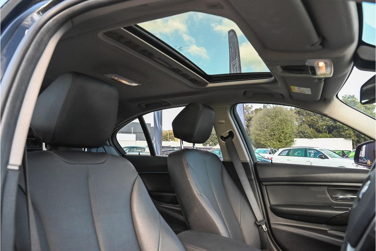 2014 BMW 3 Series 320i F30