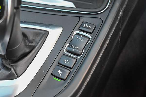 2014 BMW 3 Series 320i F30