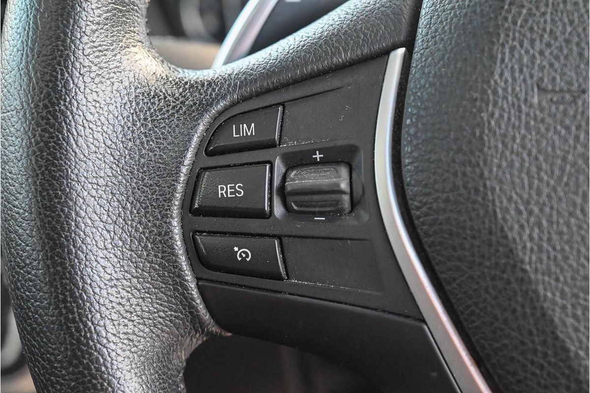 2014 BMW 3 Series 320i F30