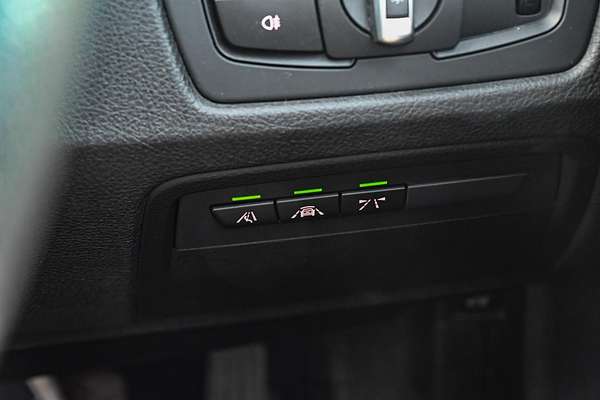 2014 BMW 3 Series 320i F30