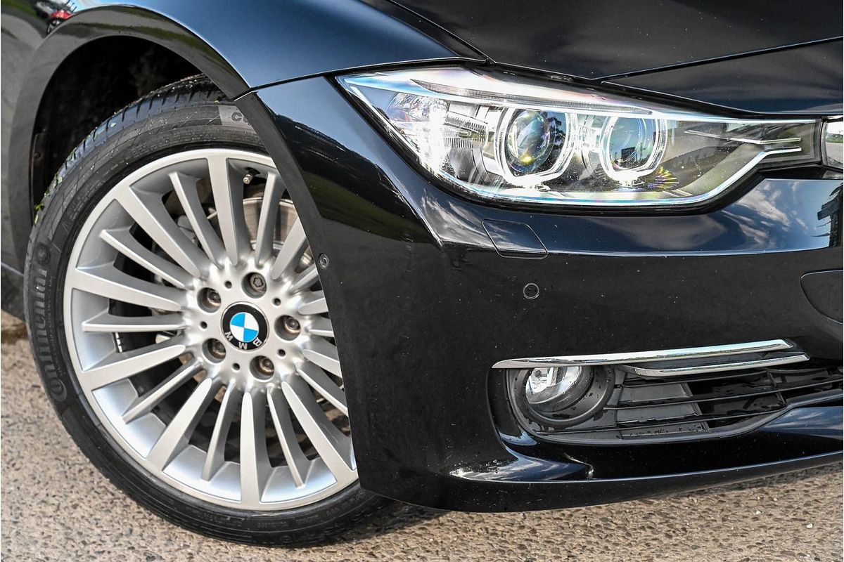 2014 BMW 3 Series 320i F30