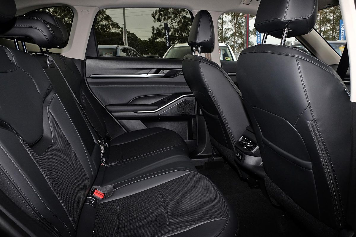 2025 GWM Haval H6 Ultra Hybrid B01