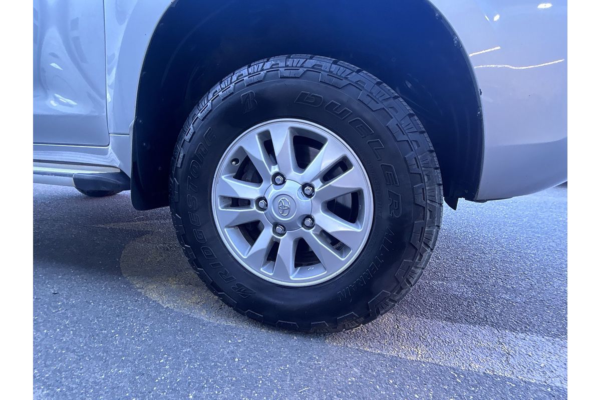 2014 Toyota Landcruiser GXL VDJ200R