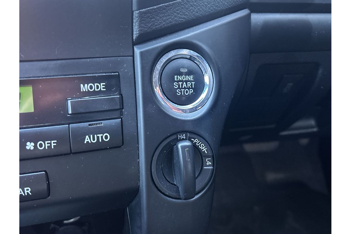 2014 Toyota Landcruiser GXL VDJ200R