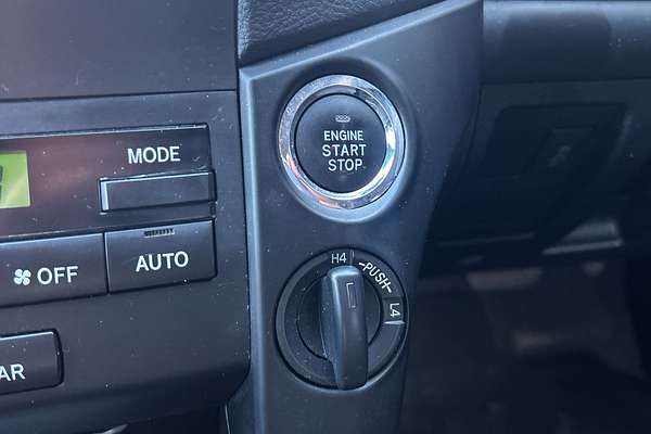 2014 Toyota Landcruiser GXL VDJ200R