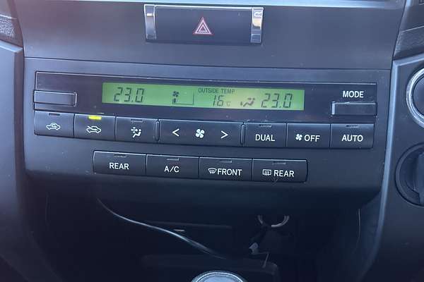 2014 Toyota Landcruiser GXL VDJ200R