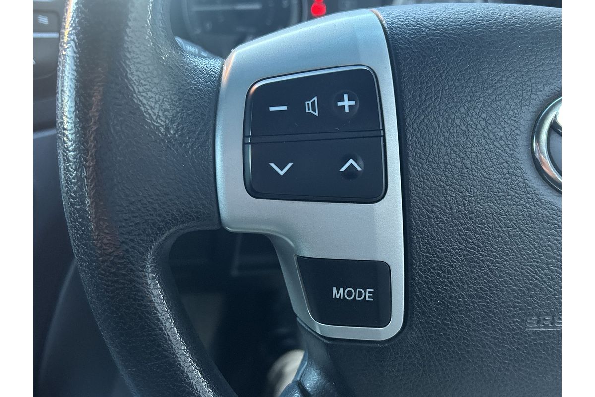 2014 Toyota Landcruiser GXL VDJ200R