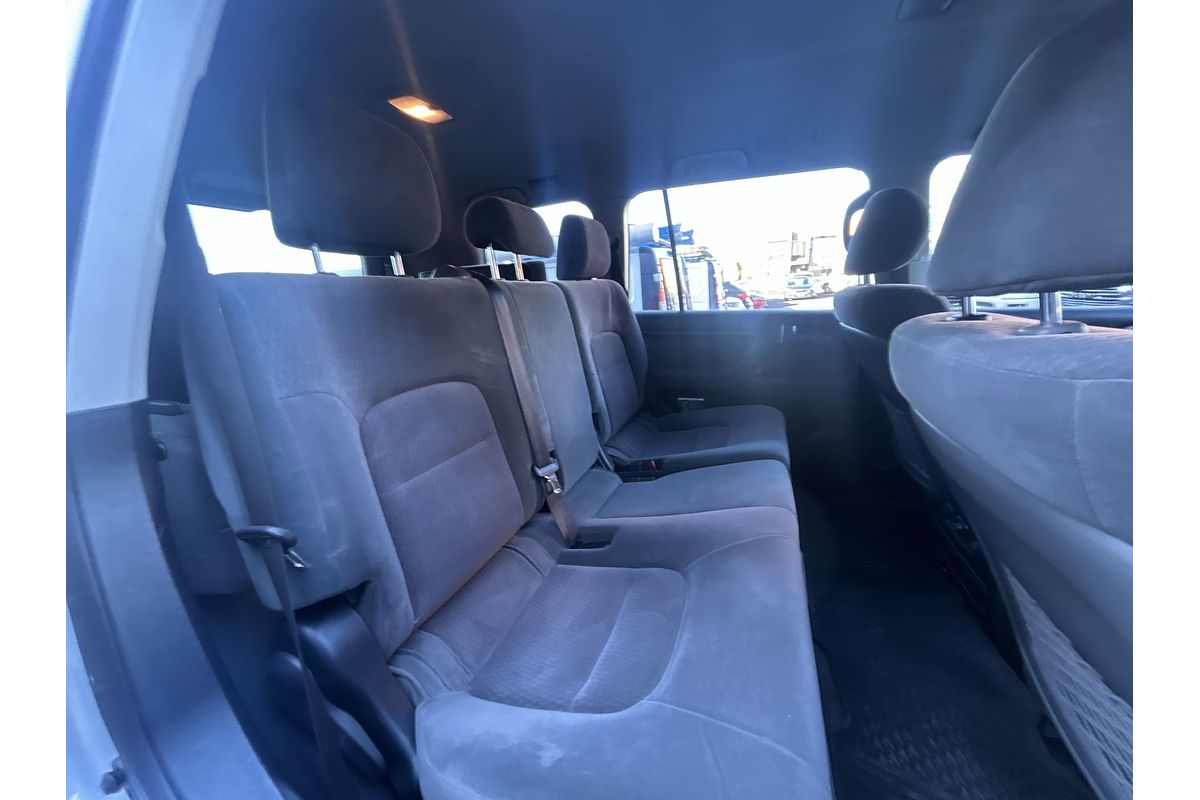 2014 Toyota Landcruiser GXL VDJ200R
