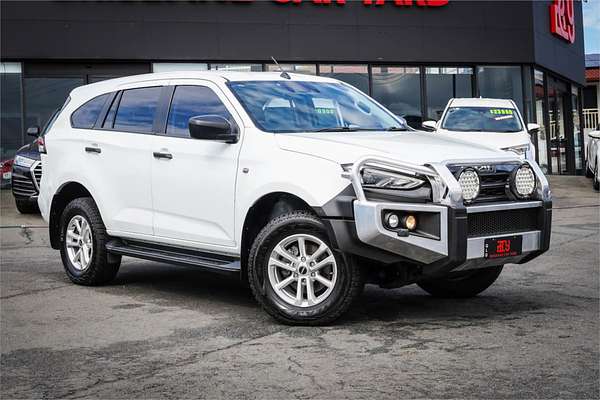 2021 Isuzu MU-X LS-M