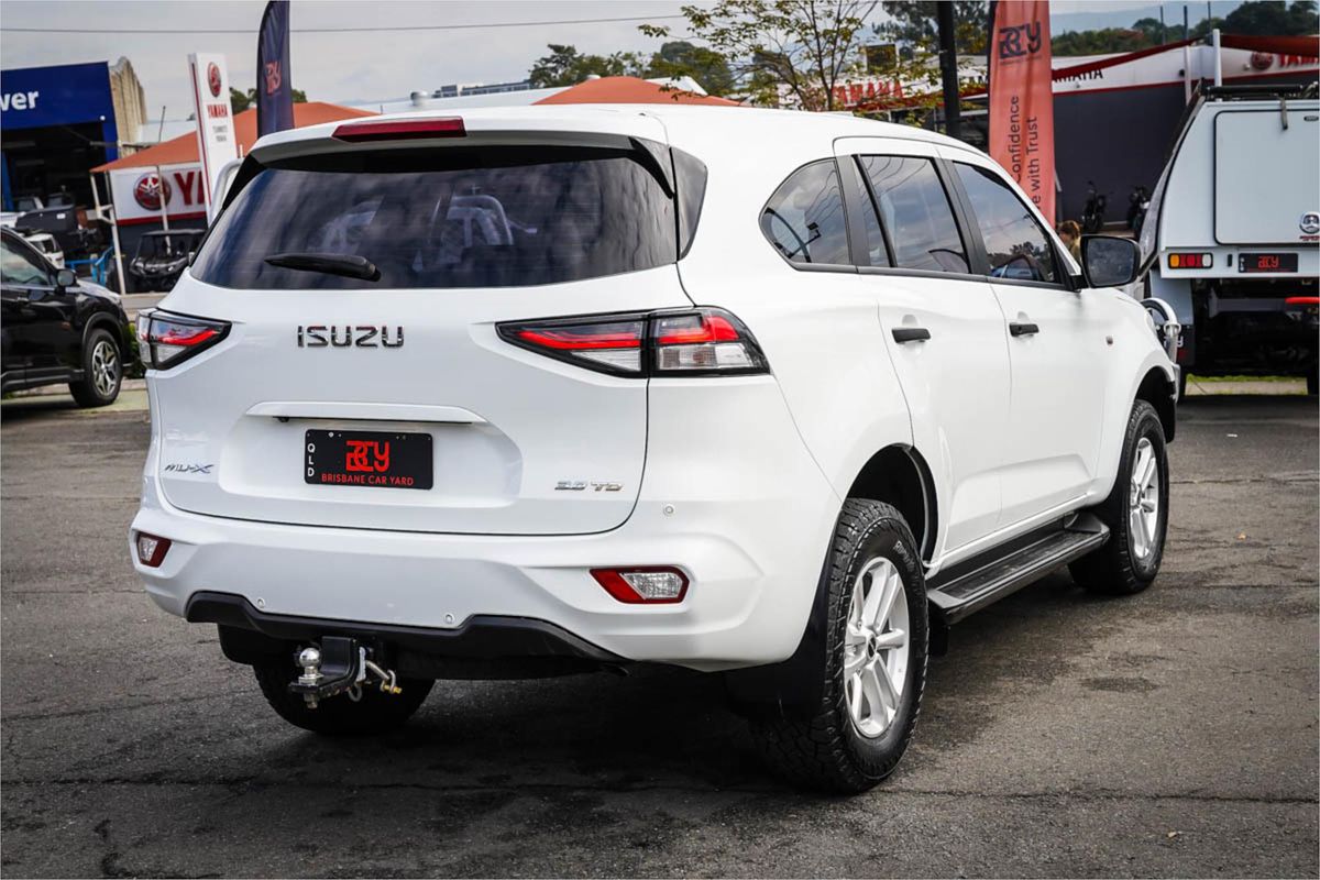 2021 Isuzu MU-X LS-M