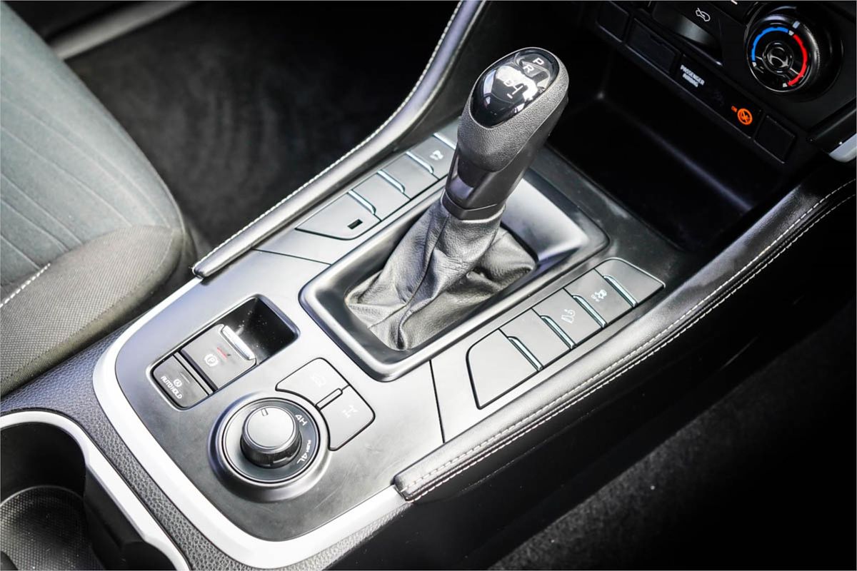 2021 Isuzu MU-X LS-M