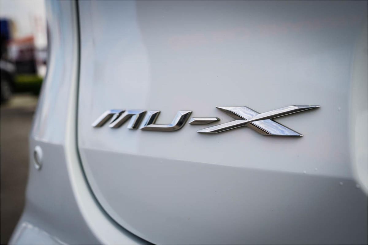 2021 Isuzu MU-X LS-M