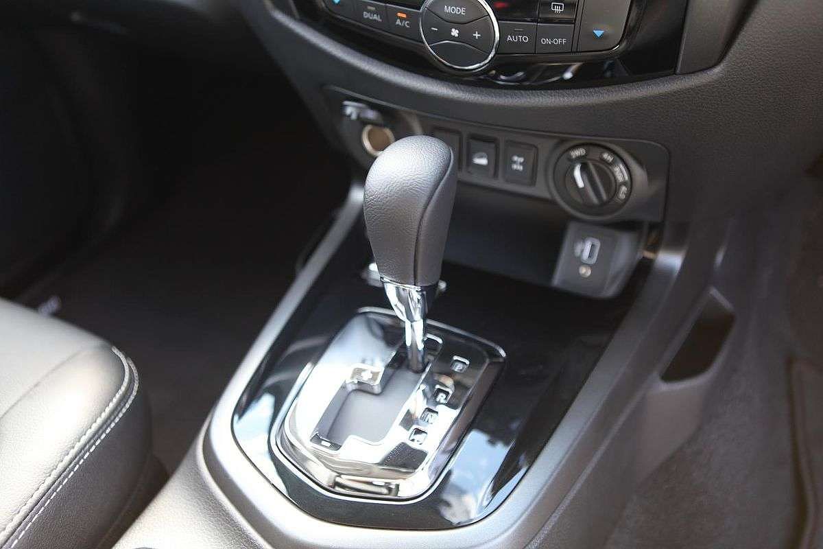 2025 Nissan Navara PRO-4X D23 4X4