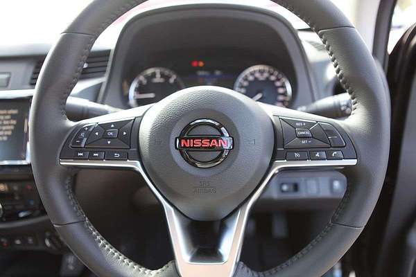 2025 Nissan Navara PRO-4X D23 4X4