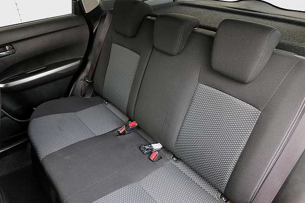 2023 Suzuki Vitara LY Series II