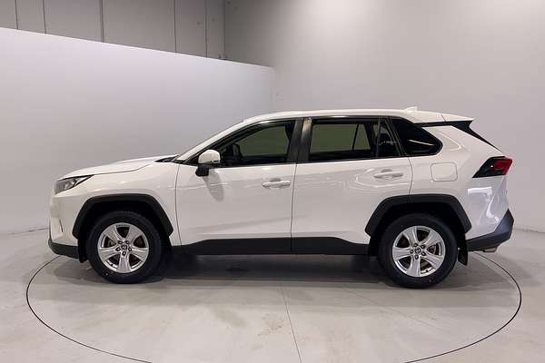 2020 Toyota RAV4 GX MXAA52R
