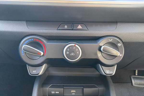 2024 Kia Stonic S YB
