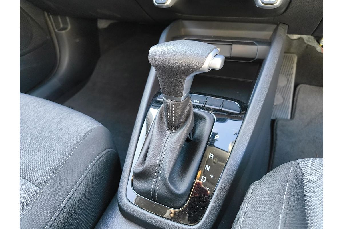 2024 Kia Stonic S YB