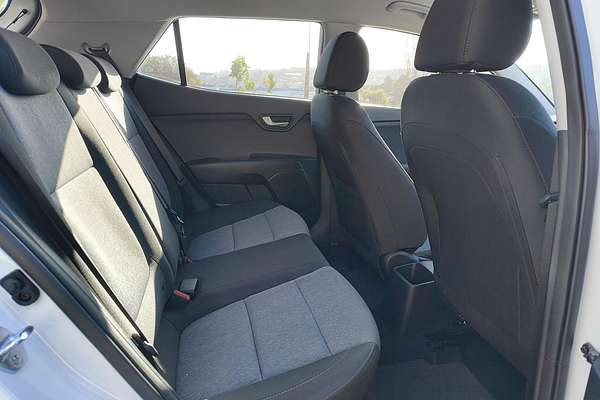 2024 Kia Stonic S YB