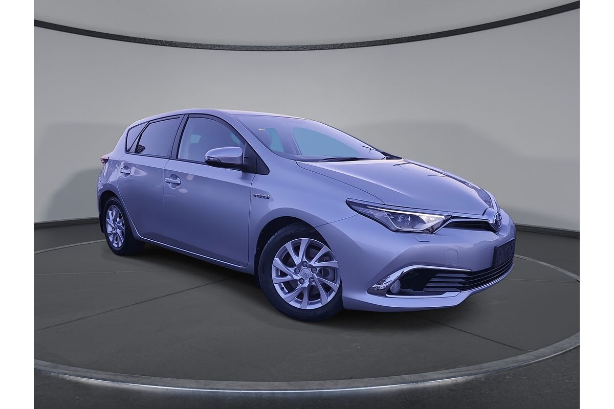 2017 Toyota Corolla Hybrid ZWE186R