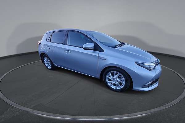 2017 Toyota Corolla Hybrid ZWE186R