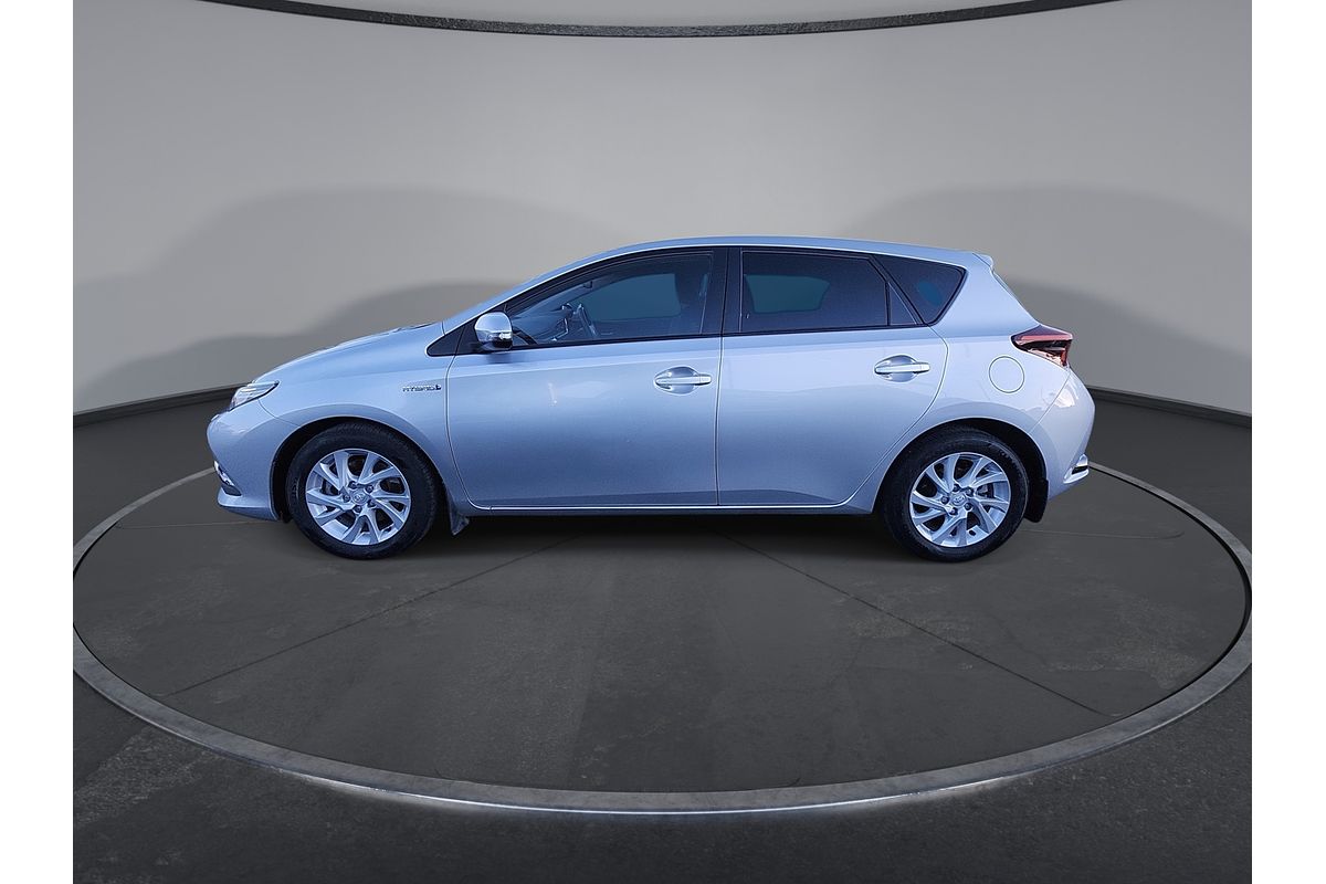 2017 Toyota Corolla Hybrid ZWE186R