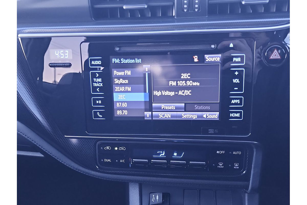 2017 Toyota Corolla Hybrid ZWE186R