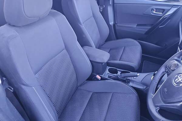 2017 Toyota Corolla Hybrid ZWE186R
