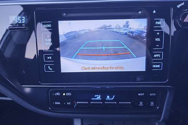 2017 Toyota Corolla Hybrid ZWE186R