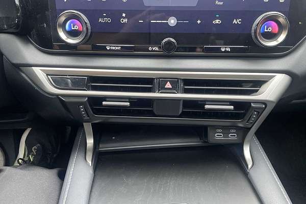 2023 Lexus RX Premium